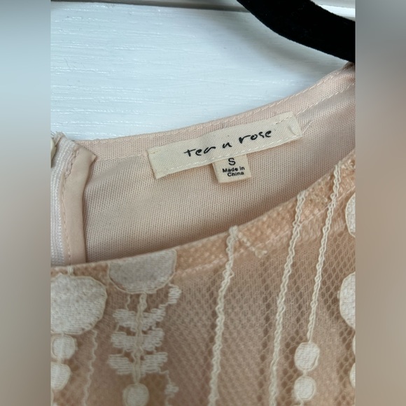 NWOT Ada Faye “Emma” Tea n Rose Dress - Picture 7 of 10